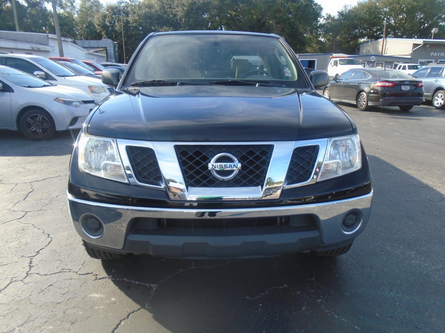 2011 Nissan Frontier SV I4 King Cab 2WD (1N6BD0CT2BC) with an 2.5L L4 DOHC 16V engine, 5-Speed Automatic transmission, located at 6112 N Florida Avenue, Tampa, FL, 33604, (888) 521-5131, 27.954929, -82.459534 - Photo#1